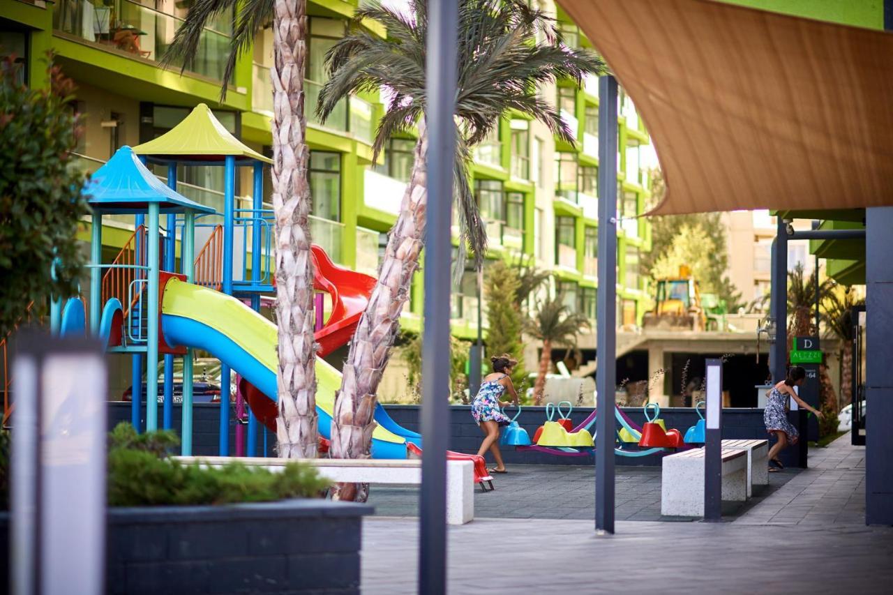 Sole Apartment Spa N Pools Beach Resort นาโวดาริ ภายนอก รูปภาพ